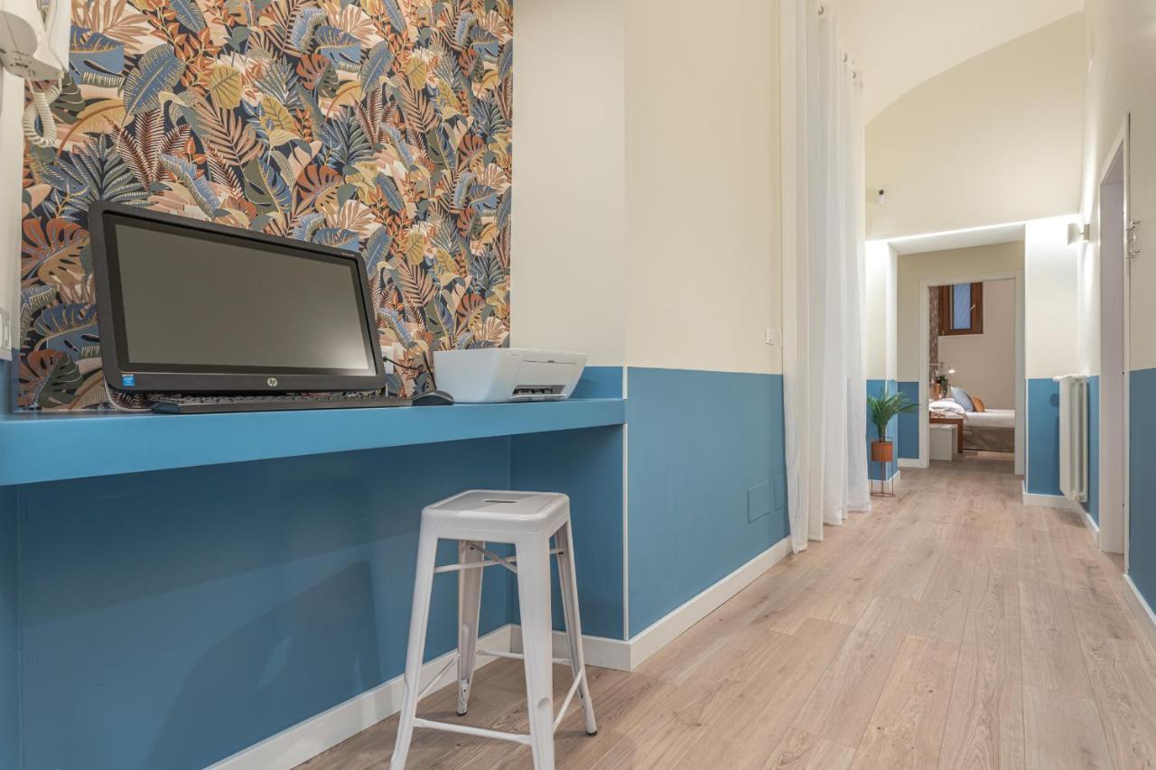 Vittoria Garden Suites Рим Экстерьер фото