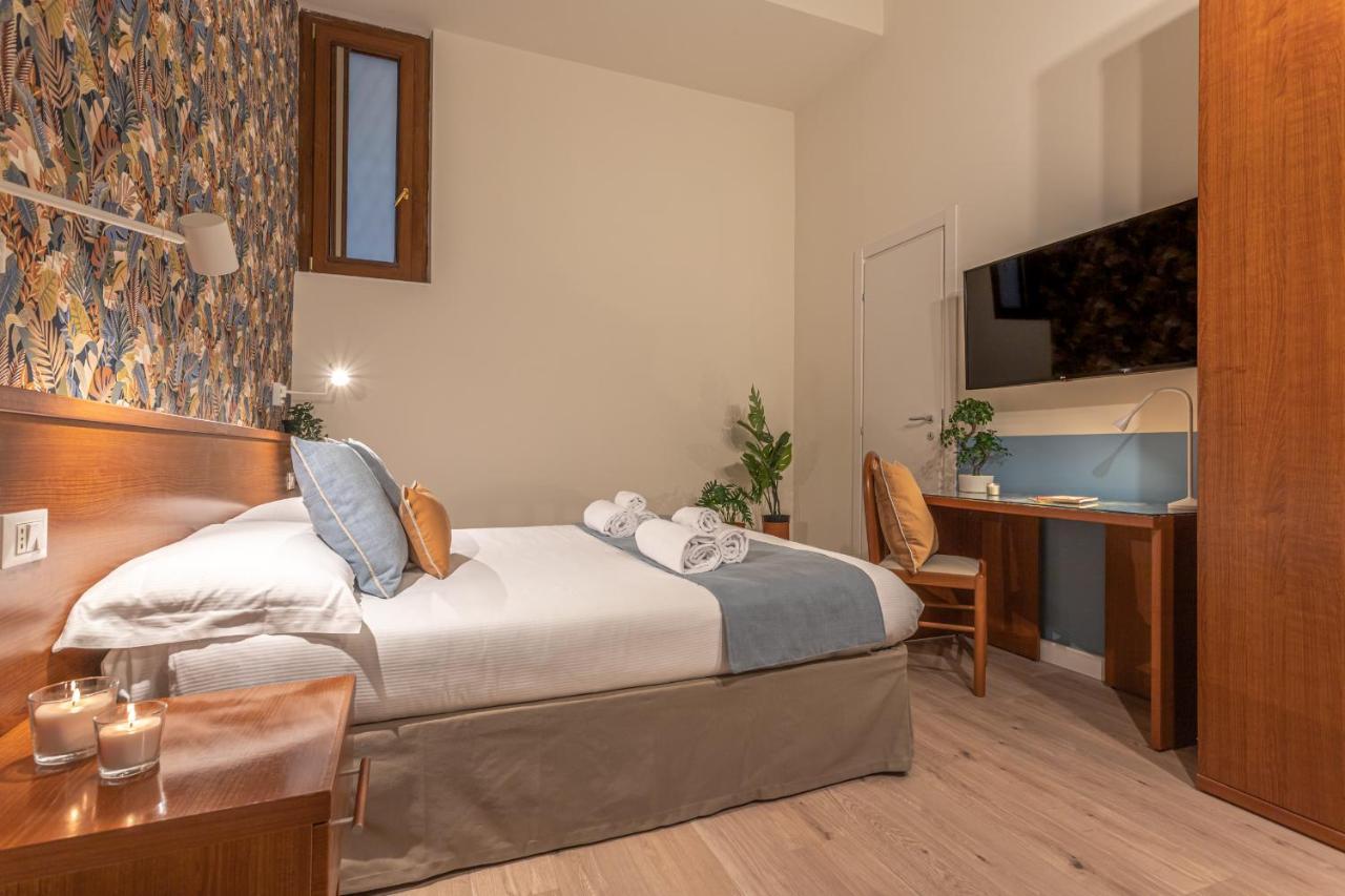 Vittoria Garden Suites Рим Экстерьер фото